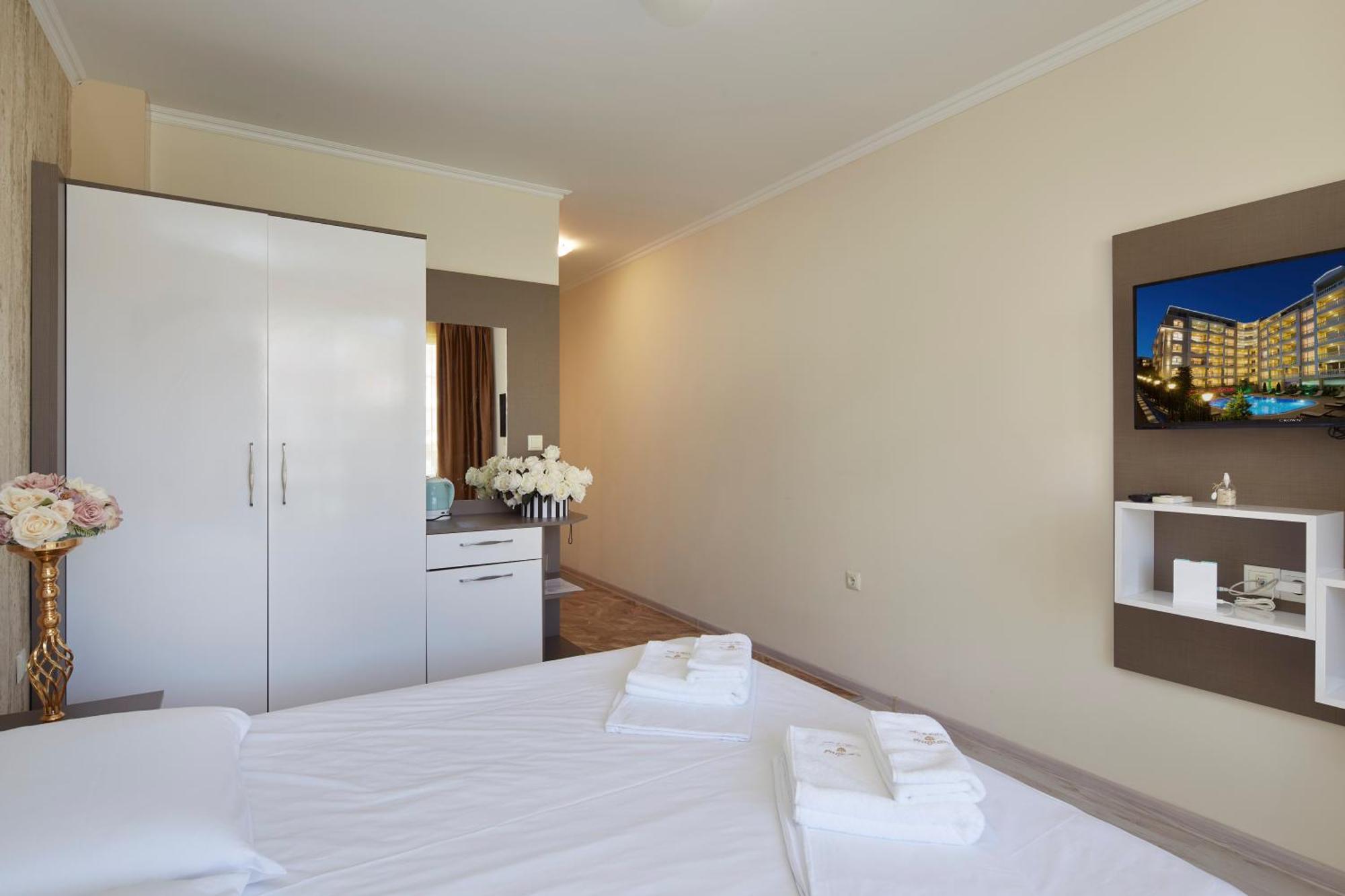 Villa Sardinia And Spa Sveti Vlas Exterior photo