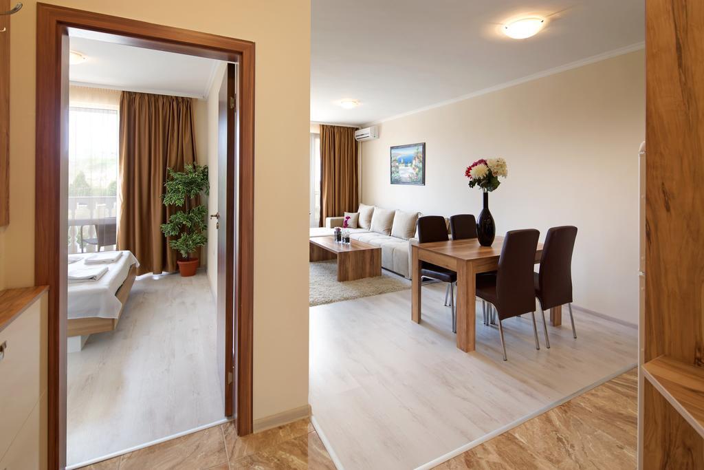 Villa Sardinia And Spa Sveti Vlas Exterior photo